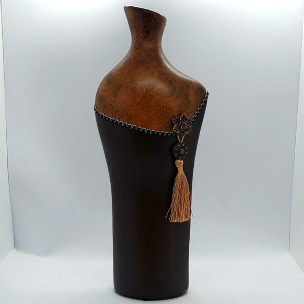 Torso Shaped Floral Tassle Decorative Two-Toned Wood Vase